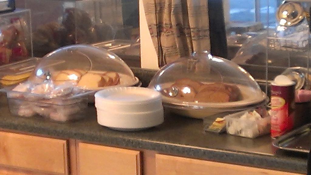 Knights Inn Palmdale Εξωτερικό φωτογραφία