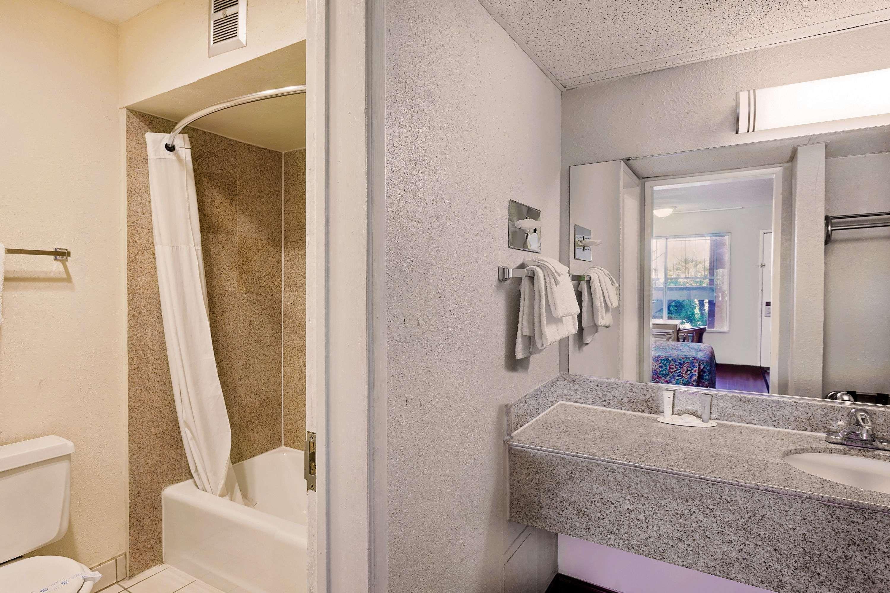 Knights Inn Palmdale Εξωτερικό φωτογραφία